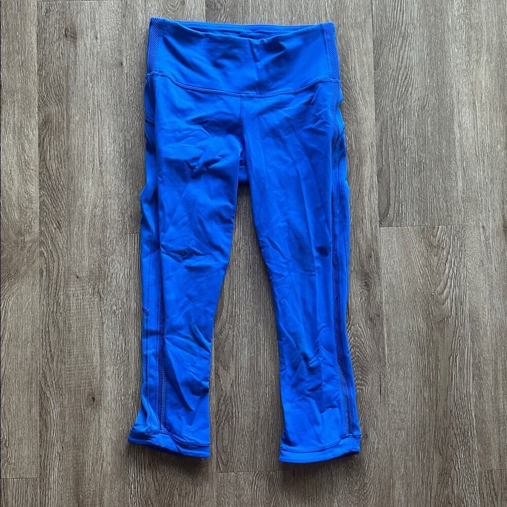 Lululemon Hit It 21" Crop Leggings Cerulean Blue Size 6 Athletic Mesh Workout